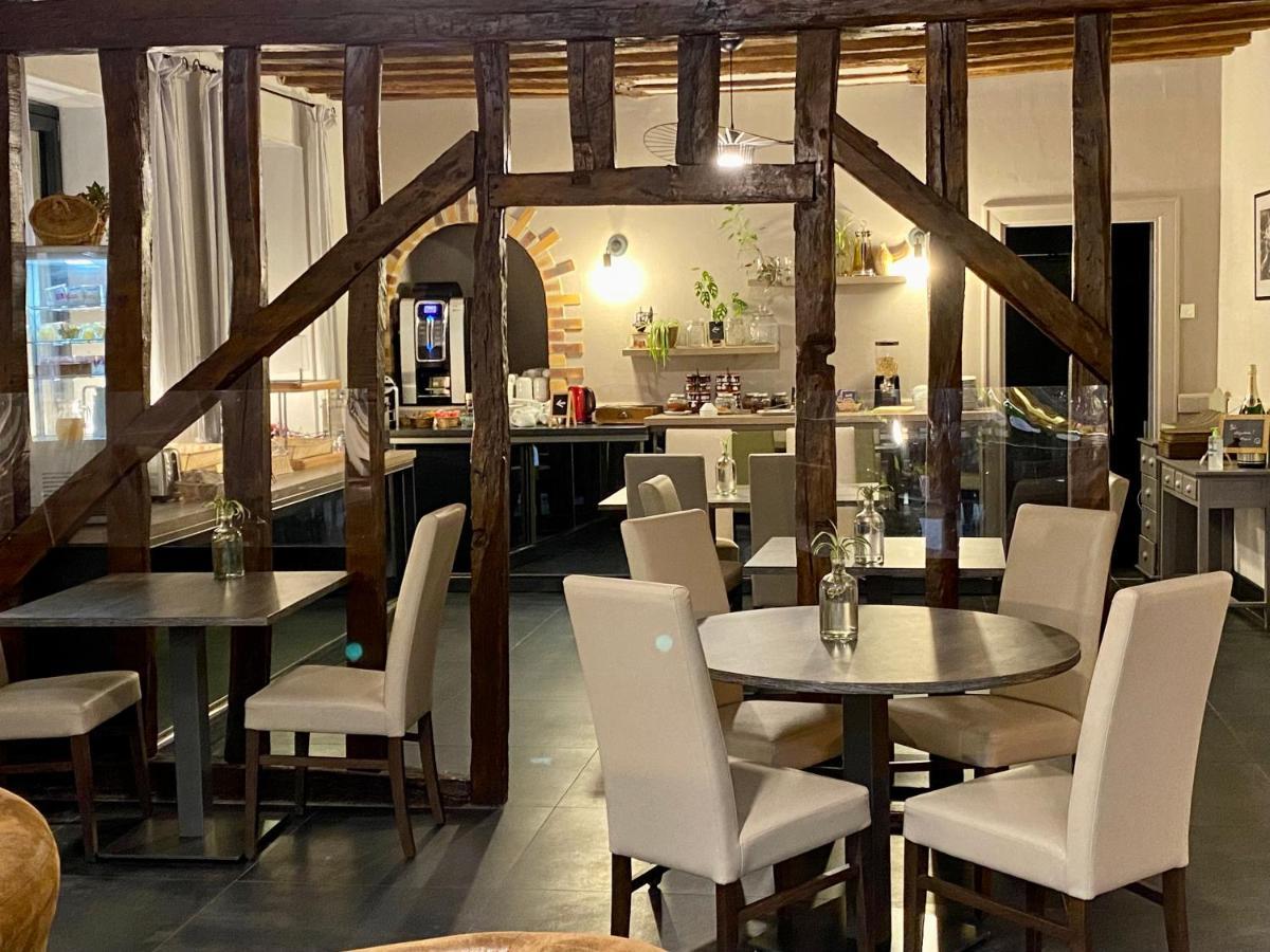 Logis Hostellerie La Chaumiere Arsonval Экстерьер фото